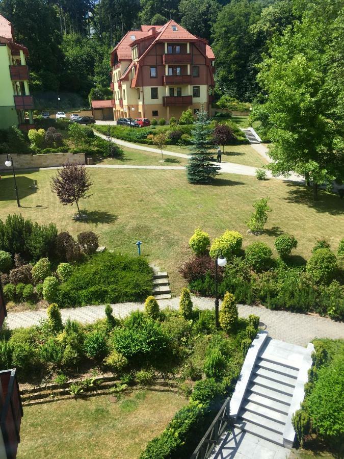 Апартаменты Apartament Parkowa Polana Z Ogrodem Поляница-Здруй Экстерьер фото